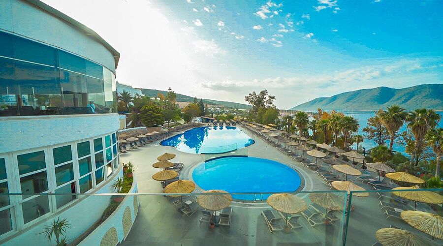Bodrum Holiday Resort & Spa