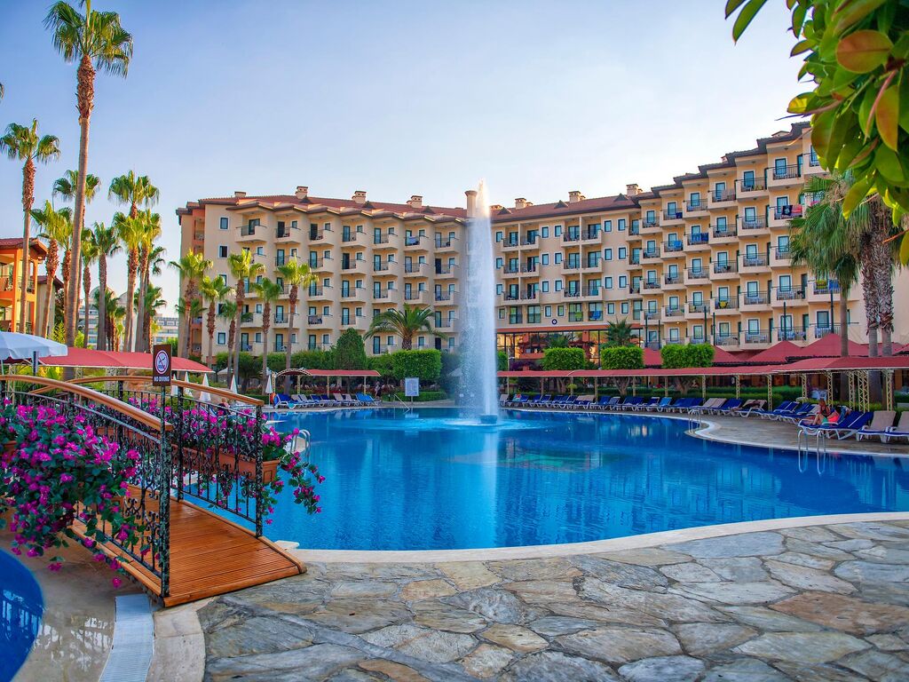 Miramare Queen Hotel